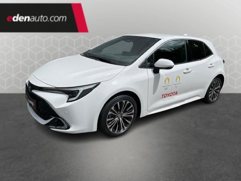 Blanc Utilisé 2024 Toyota Corolla Design Citadine | 27 490 € (Prix juste) - Image 1/4