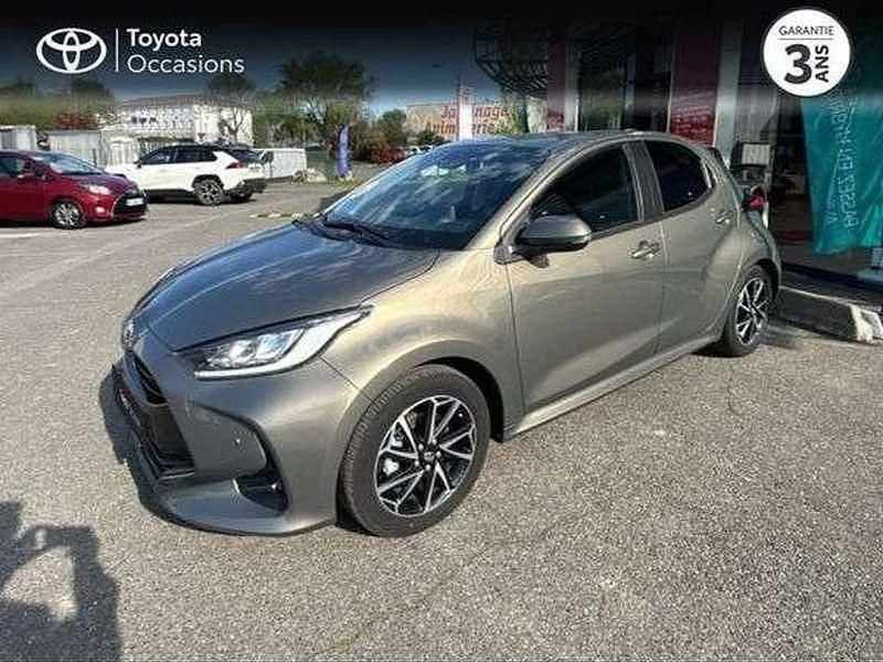 Utilisé 2024 Toyota Yaris Hybrid Design Berline | 20 900 € (Prix juste) - Image 1/1