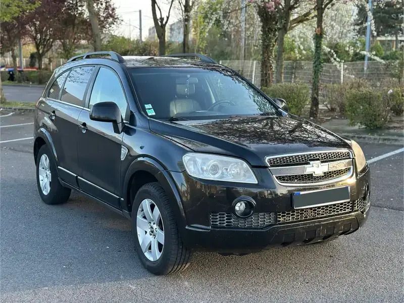Noir Utilisé 2008 Chevrolet Captiva SUV | 4 500 € - Image 1/4
