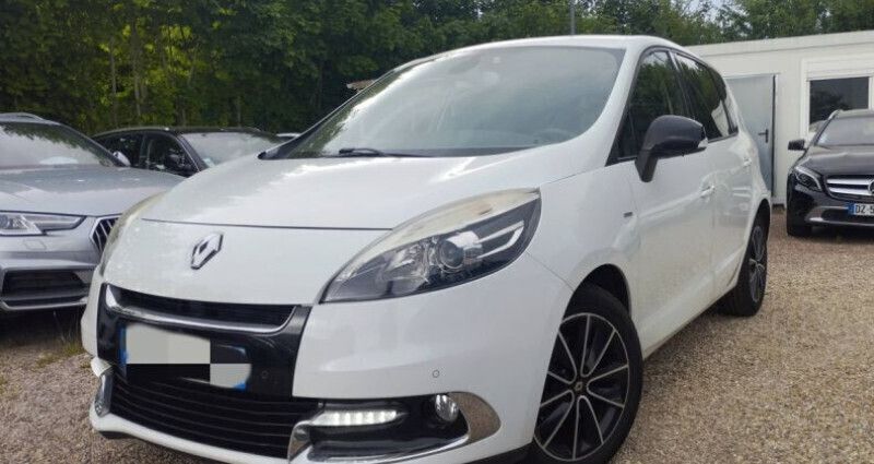 Utilisé 2012 Renault Scénic III Bose Edition Monospace | 6 490 € (Prix juste) - Image 1/4