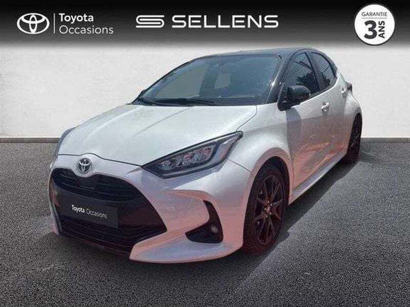 Utilisé 2022 Toyota Yaris Hybrid Berline | 20 880 € (Prix assez cher) - Image 1/1
