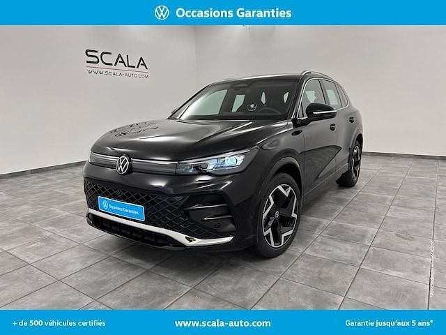 Utilisé 2024 VW Tiguan IQ Drive SUV | 41 790 € - Image 1/4