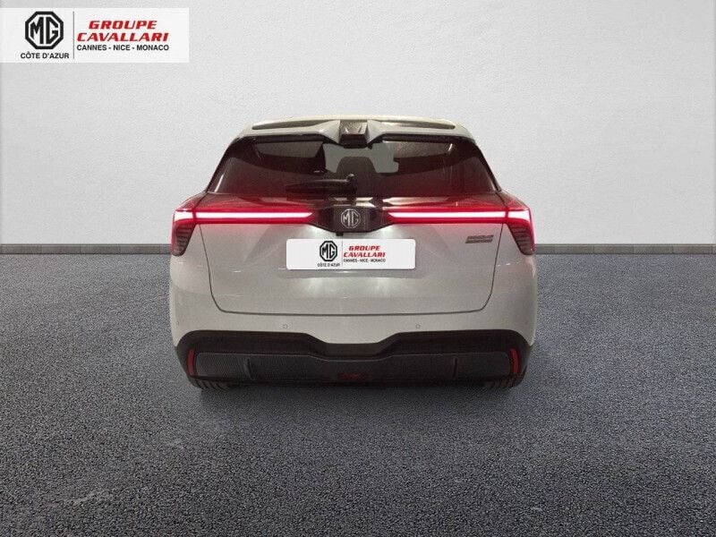 Nouvelle MG MG4 EV 150 kW (204 ch) 2025 Blanc Citadine