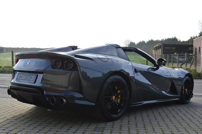 Occasion Ferrari 812 795 ch (584 kW) 2020 Gris Cabriolet