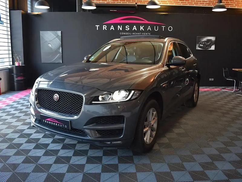 Gris Utilisé 2017 Jaguar F-Pace Portfolio SUV | 21 990 € (Prix juste) - Image 1/4