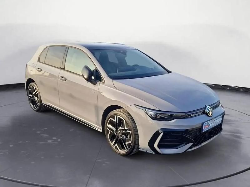 Gris Occasion 2025 VW Golf VIII R-line Citadine | 39 900 € (Prix cher) - Image 1/4