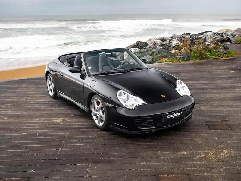 Noir Occasion 2004 Porsche 911 Carrera 4S Cabriolet Cabriolet | 56 500 € (Prix juste) - Image 1/4