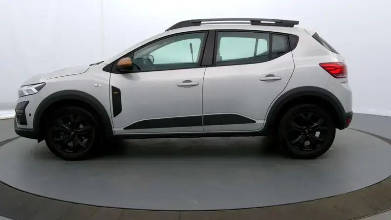 Image 4/4