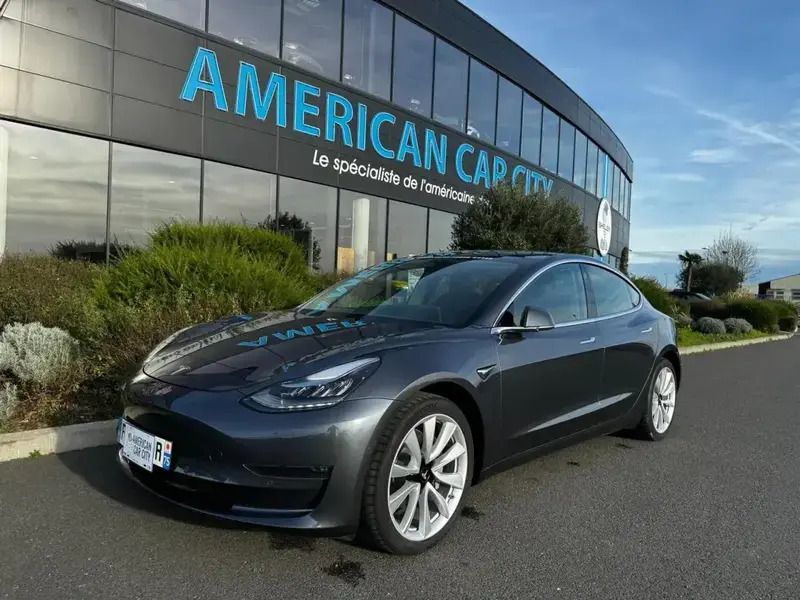 Gris Utilisé 2020 Tesla Model 3 Long Range Berline | 37 490 € (Prix assez cher) - Image 1/4
