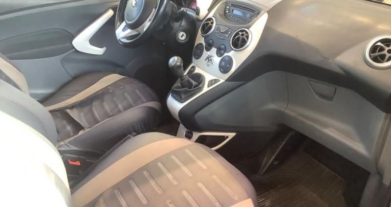 Occasion Ford Ka Titanium 70 ch (51 kW) 2010 Citadine