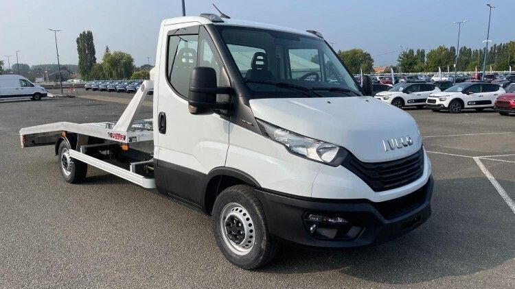 Nouvelle 2025 Iveco Daily | 57 300 € (Bon prix) - Image 1/1