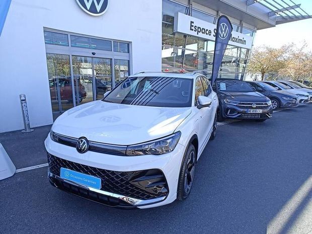 Blanc Utilisé 2024 VW Tiguan R-line SUV | 49 990 € - Image 1/4