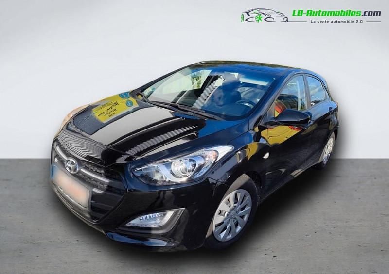 Utilisé 2015 Hyundai i30 Berline | 11 900 € (Prix juste) - Image 1/4