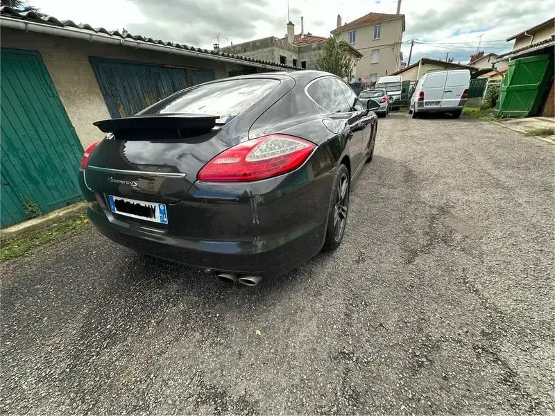 Image 2/4