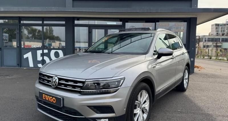 Gris Utilisé 2019 VW Tiguan Exclusive SUV | 21 990 € (Bon prix) - Image 1/4