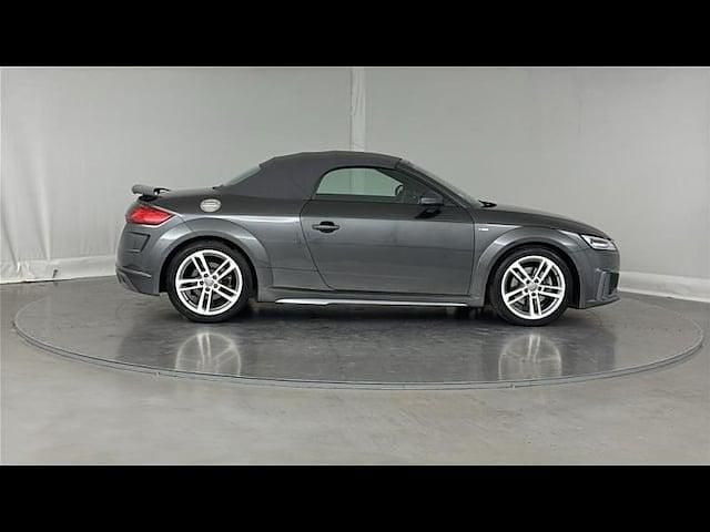 Occasion Audi TT Roadster S-Line 197 ch (144 kW) 2021 Gris daytona nacré Cabriolet