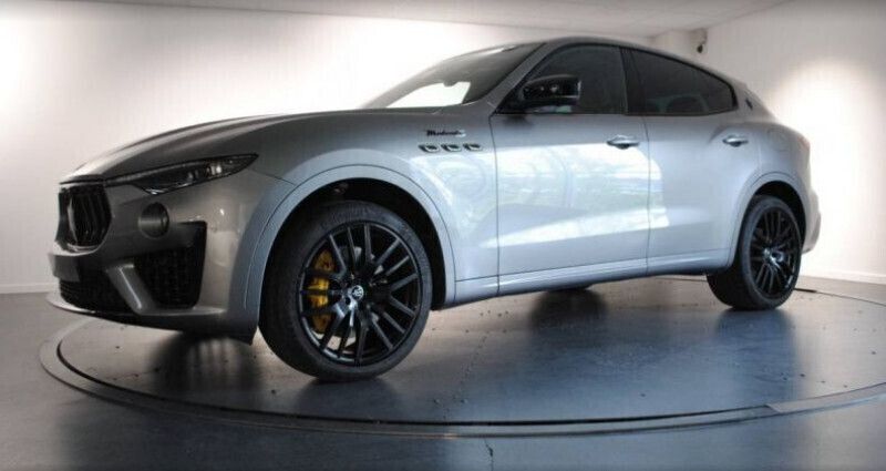 Gris Utilisé 2022 Maserati Levante SUV | 109 900 € - Image 1/4