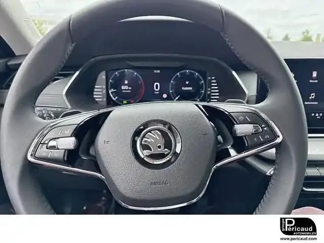 Nouvelle Skoda Octavia 110 ch (80 kW) 2025 Bleu lave Break