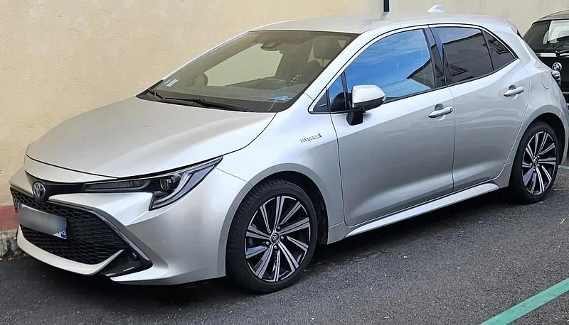 Utilisé 2022 Toyota Corolla Design Berline | 17 000 € (Super prix) - Image 1/4