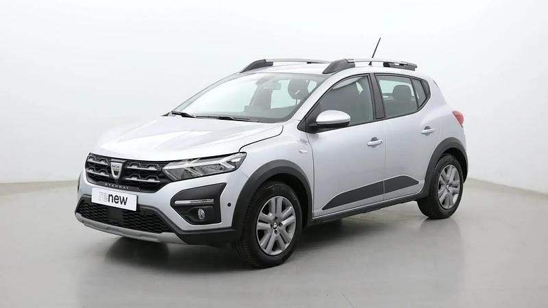 Gris Occasion 2022 Dacia Sandero Comfort Citadine | 15 590 € (Prix juste) - Image 1/4