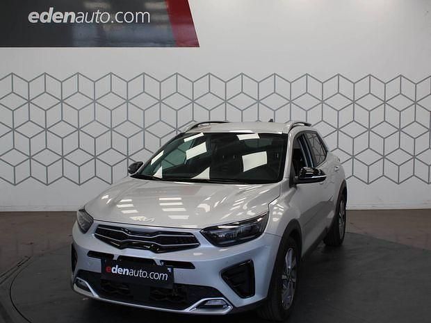 Gris Utilisé 2024 Kia Stonic GT-Line SUV | 22 490 € (Prix juste) - Image 1/4