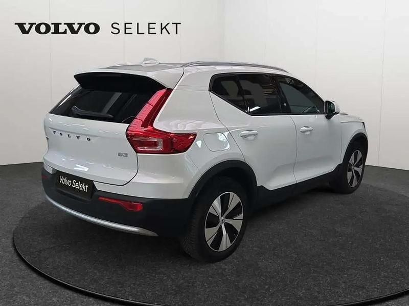 Occasion Volvo XC40 Core 163 ch (119 kW) 2023 Gris SUV