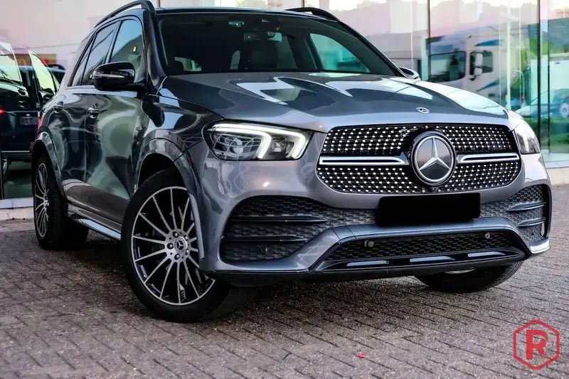 Gris Utilisé 2021 Mercedes GLE350 AMG SUV | 59 900 € (Prix juste) - Image 1/4