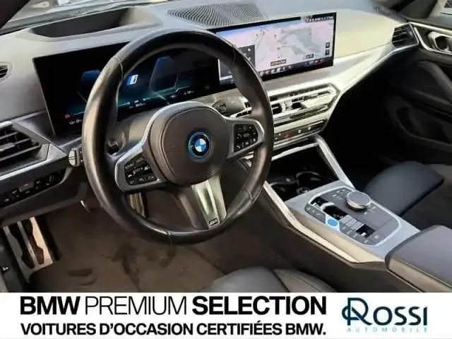 Occasion BMW i4 M Sport 250 kW (340 ch) 2023 Saphirschwarz métallisé Berline