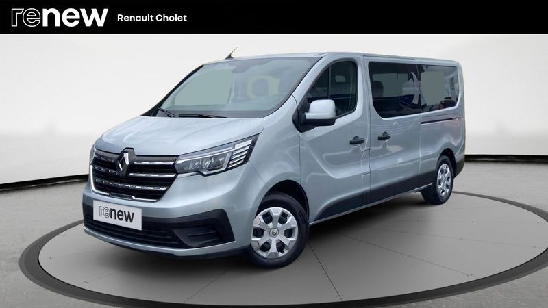 Gris Utilisé 2023 Renault Trafic Intens Van | 37 990 € (Prix juste) - Image 1/4