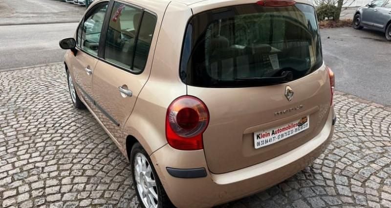 Occasion Renault Modus 86 ch (63 kW) 2006 Monospace