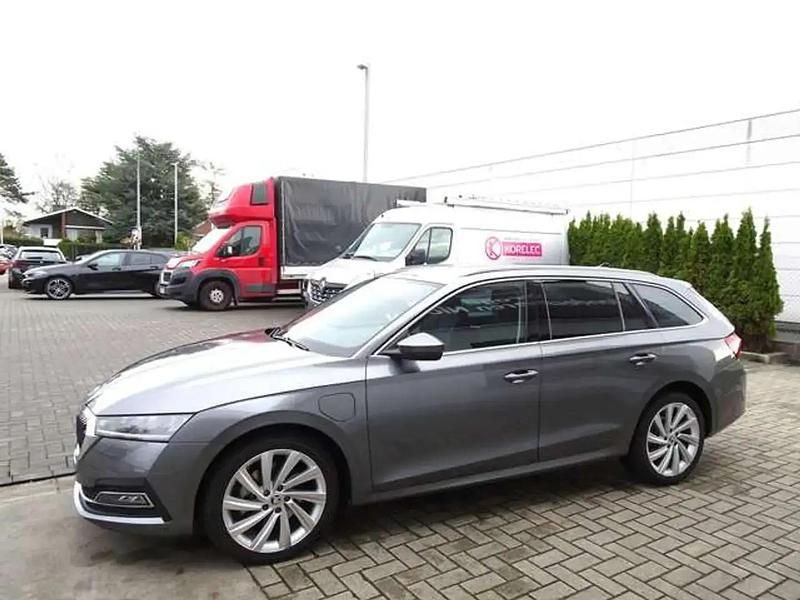 Occasion Skoda Octavia 150 ch (110 kW) 2023 Gris Break
