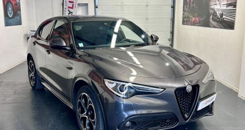 Utilisé 2021 Alfa Romeo Stelvio Veloce SUV | 37 490 € (Prix juste) - Image 1/4