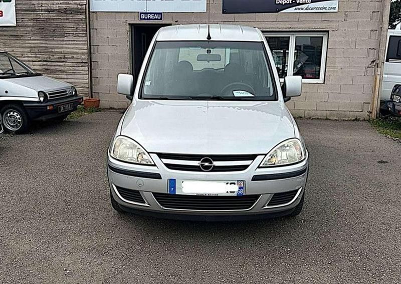 Occasion Opel Combo Cosmo 95 ch (69 kW) 2008 Gris Monospace