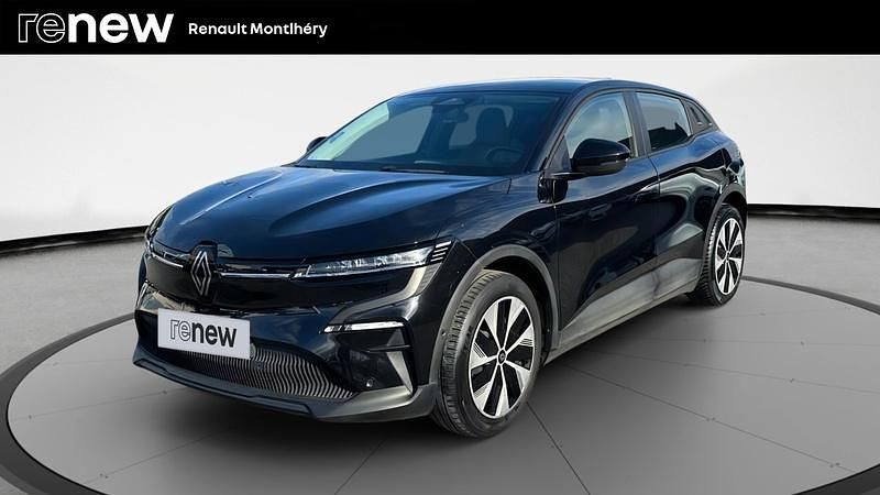 Noir Utilisé 2022 Renault Mégane Evolution Berline | 20 990 € (Prix juste) - Image 1/4