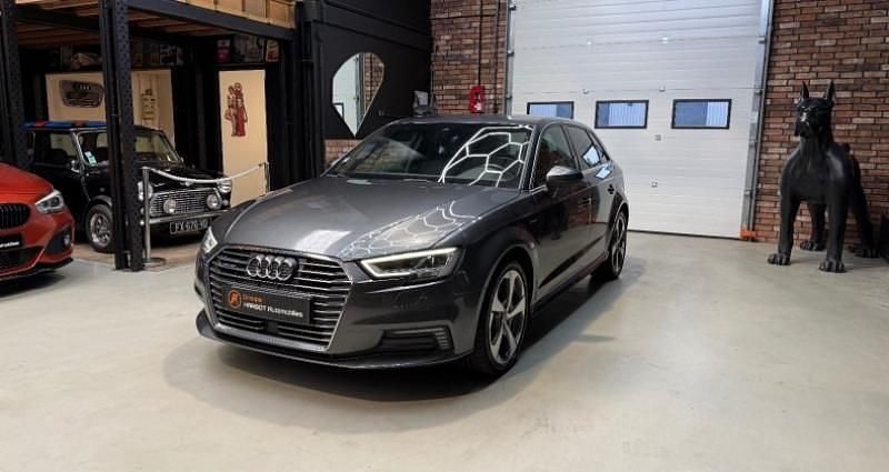 Utilisé 2017 Audi A3 Sportback e-tron S-Line Berline | 18 990 € (Prix assez cher) - Image 1/4