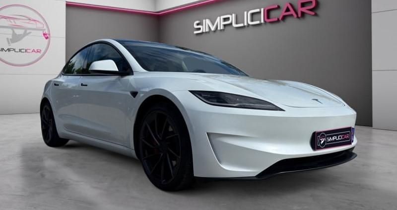 Utilisé 2024 Tesla Model 3 Performance Berline | 46 980 € - Image 1/4