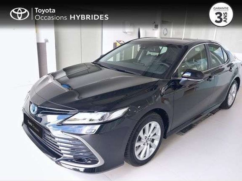 Utilisé 2024 Toyota Camry Business Edition Berline | 37 980 € (Super prix) - Image 1/1