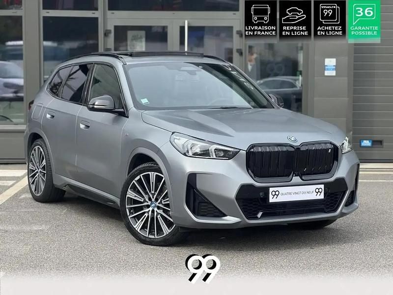 Gris Utilisé 2023 BMW iX1 M Sport SUV | 47 990 € - Image 1/4