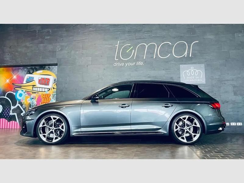 Gris Utilisé 2024 Audi RS4 Competition Break | 78 790 € - Image 1/4