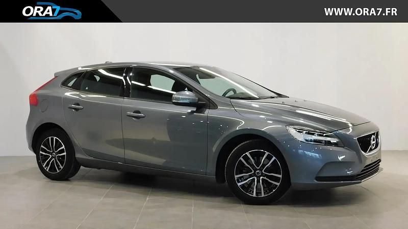 Gris Utilisé 2019 Volvo V40 Break | 19 990 € (Prix juste) - Image 1/4