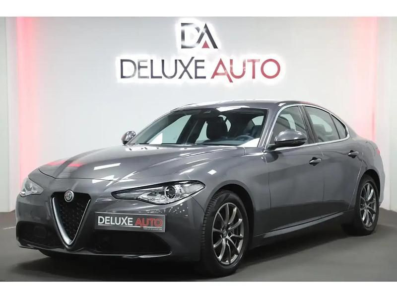 Gris Utilisé 2020 Alfa Romeo Giulia Super Berline | 16 990 € (Super prix) - Image 1/4