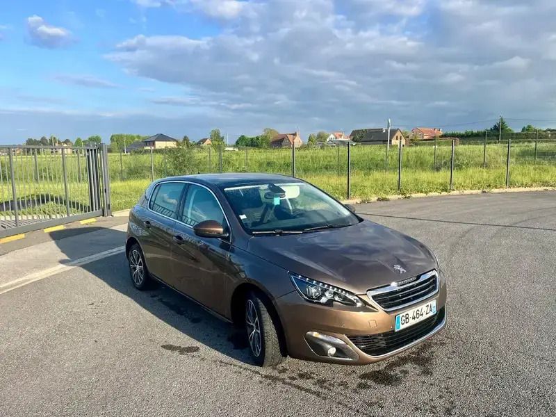 Utilisé 2014 Peugeot 308 Allure Berline | 6 900 € - Image 1/4