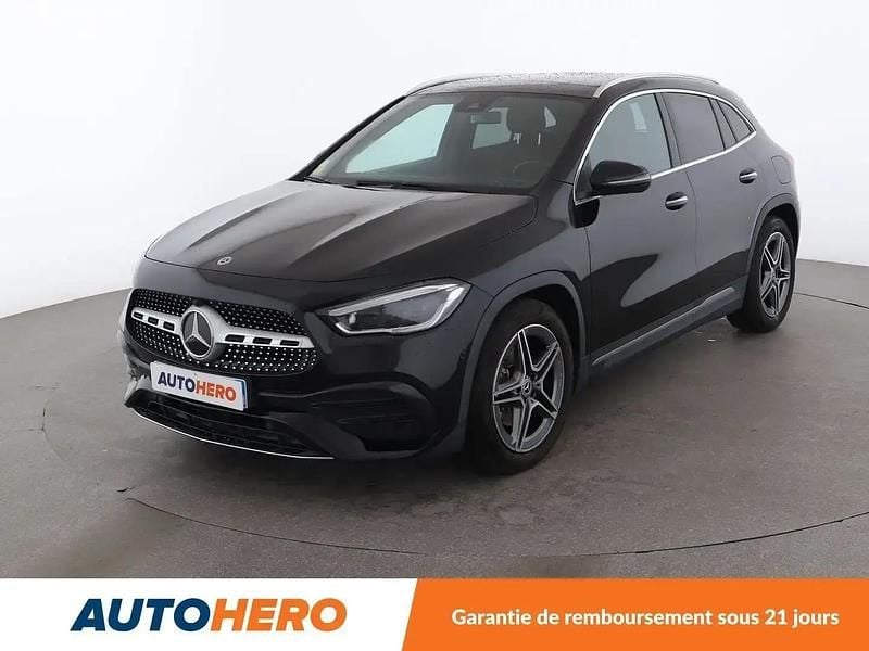 Noir Utilisé 2022 Mercedes GLA200 AMG line SUV | 35 490 € (Prix juste) - Image 1/2