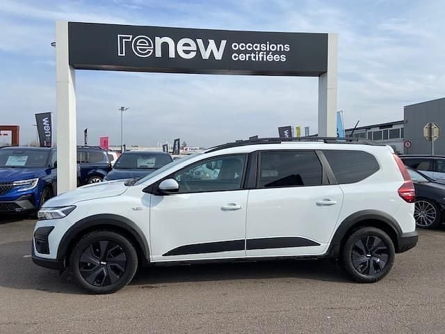 Blanc Utilisé 2025 Dacia Jogger Expression Coupé | 24 000 € - Image 1/4