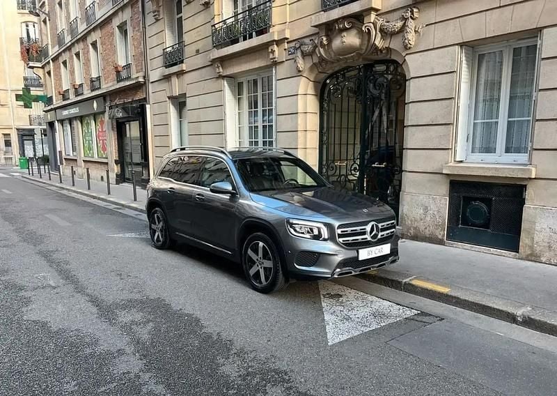 Gris Occasion 2022 Mercedes GLB200 Business SUV | 32 990 € (Bon prix) - Image 1/4