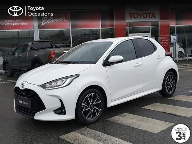 Blanc Utilisé 2022 Toyota Yaris Design | 16 490 € - Image 1/4