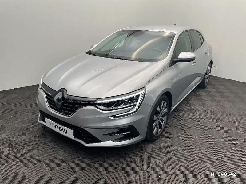 Gris Utilisé 2023 Renault Mégane IV Techno Berline | 22 990 € (Prix assez cher) - Image 1/4