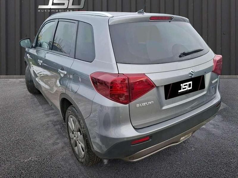 Occasion Suzuki Vitara 102 ch (75 kW) 2023 Gris SUV