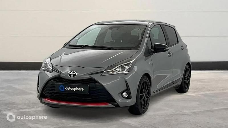 Utilisé 2019 Toyota Yaris Hybrid Sport Berline | 16 499 € (Prix juste) - Image 1/4