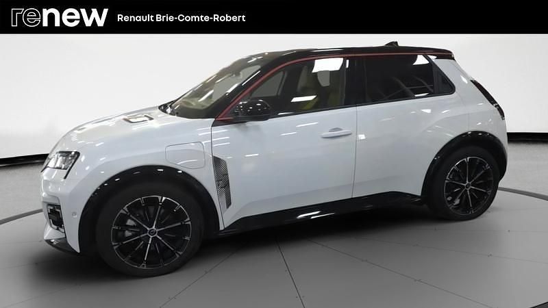 Blanc Utilisé 2025 Renault R5 Iconic Citadine | 30 880 € - Image 1/4